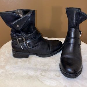 Black Boots with buckles